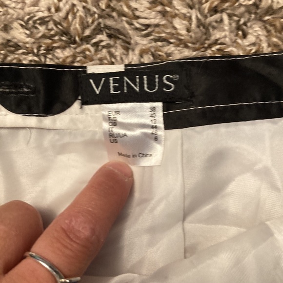 Venus skirt - Picture 2 of 4